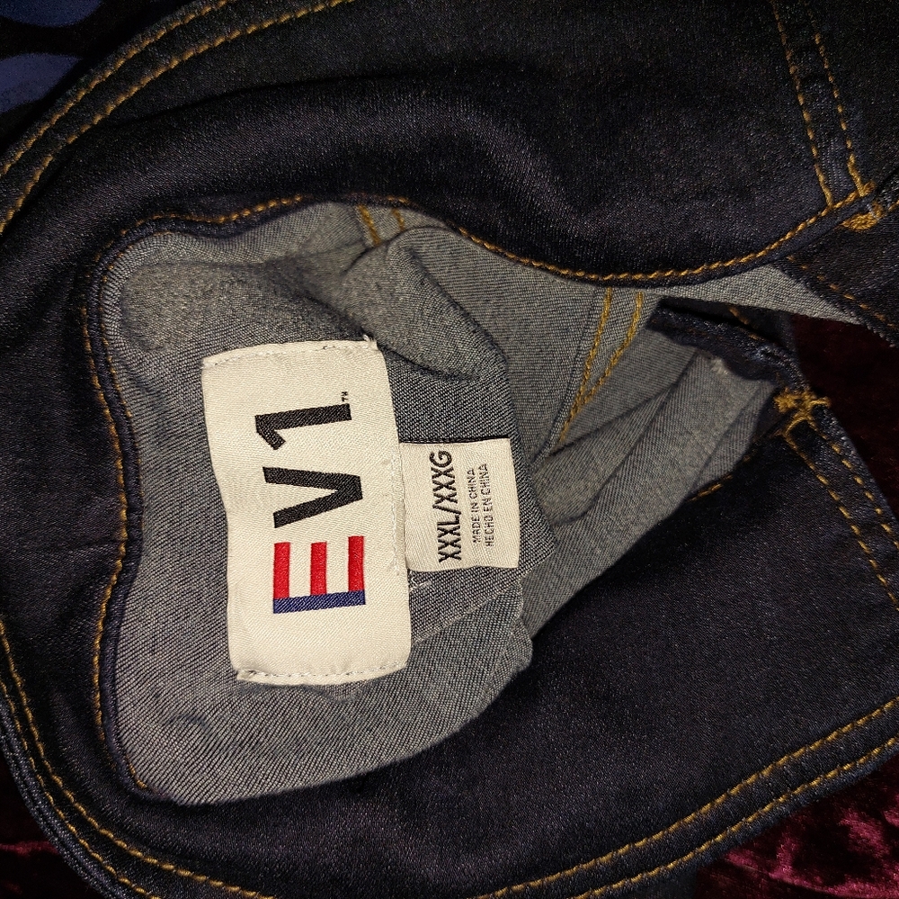 Jean jacket - Picture 3 of 3